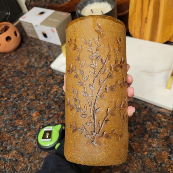Vintage Sandstone vase with wheat grass prints signed 70s handmade potte… - Picture 4 of 7